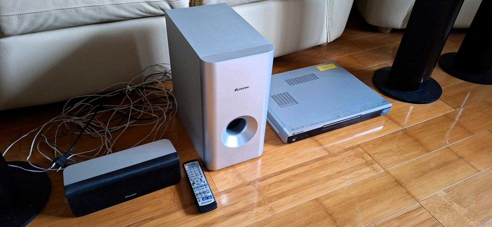 Sistem audio Home Cinema 5.1 Pioneer DCS 360, subwoofer si 5 boxe
