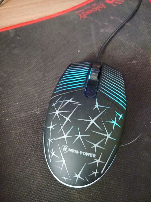 Продаю игровую мишку