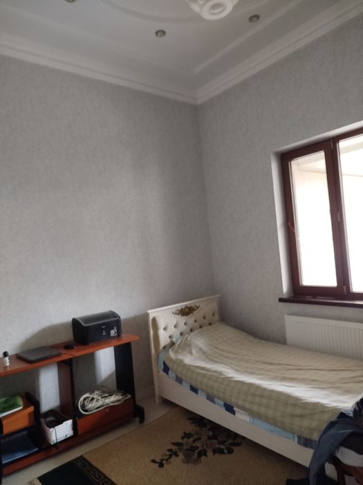 Юнусобод тумани Отчопар 1  махалласида уй сотилади