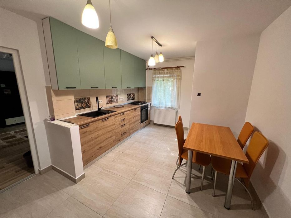 De inchiriat apartament 3 camere, renovat,utilat,zona 6 Vanatori