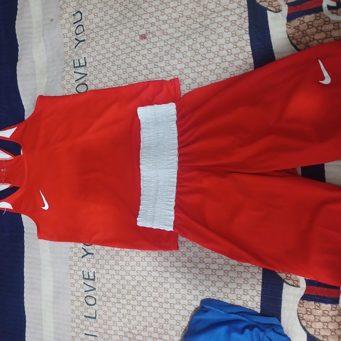 Продаю боксерскую форму