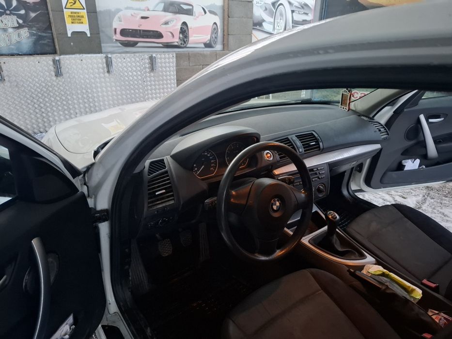 Vând bmw seria120i