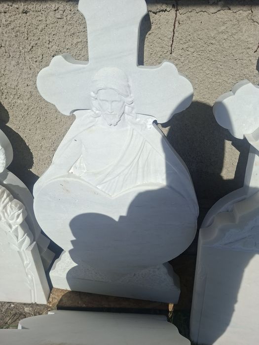 Marmura si granit  modele noi  pretul pleaca de la 700 lei o725755o19
