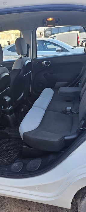 Vand-schimb Fiat 500L  an 2016 euro 6 1.3 diesel 7 locuri 95 cp

An fab 2016