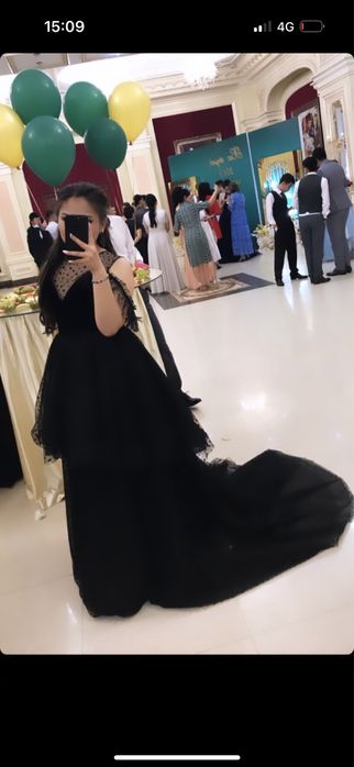 Платье вечернее цвет черный