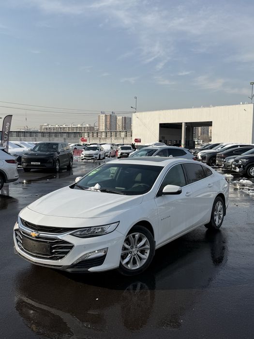 Malibu 2 premier oq top toza 2022 yil