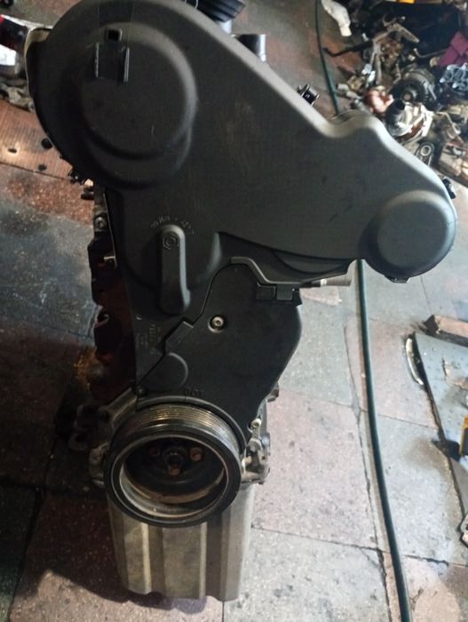 Motor complet fara anexe vw amarok 2.0tdi euro5 bi turbo cnea cneb