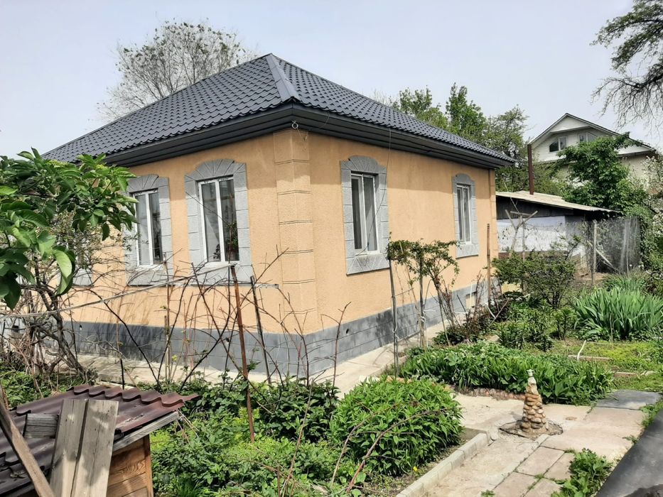 Продам  кирпичный  дом