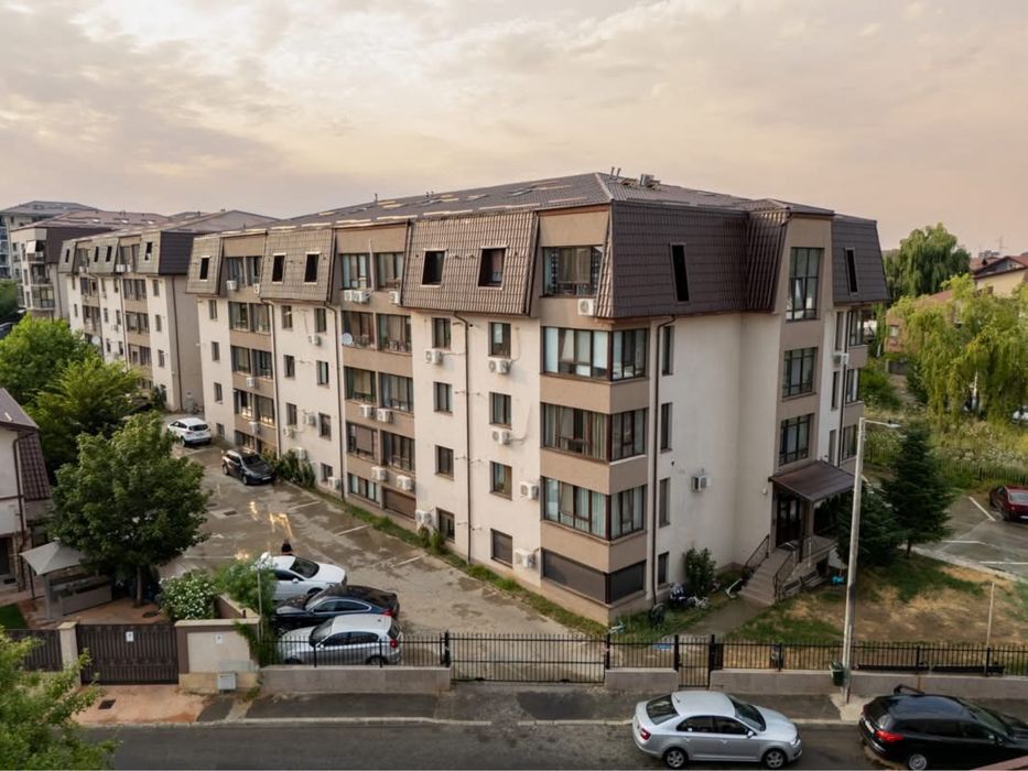 Proprietar vand apartament 6 camere dobroiesti caisului residence