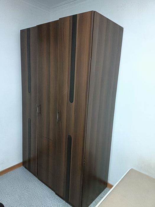 Продам шкаф для одежды