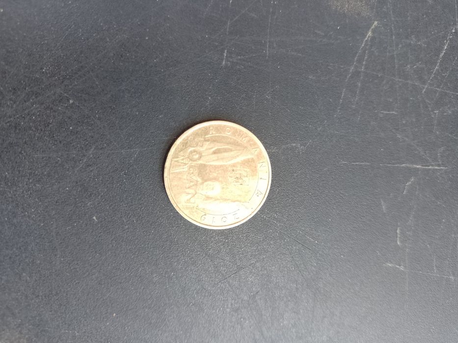 Vând 3 monede vechi