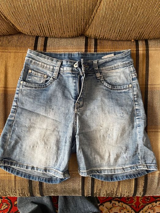 Дънкови къси панталони и клинове