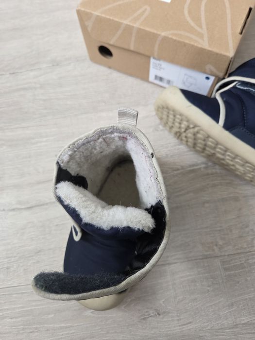 Продавам зимни боси ботушки Bundgaard