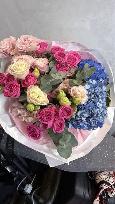 Продам букет цветы на выбор