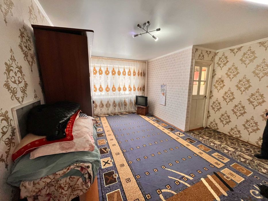 продается 1 ком. квартира в спальном районе города