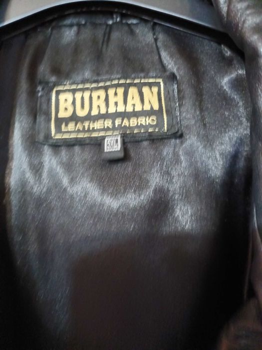 Черно кожено яке