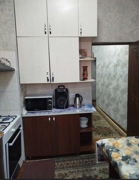 Продается 2/1/4 Куйлюк Массив 1( кирпичный дом)