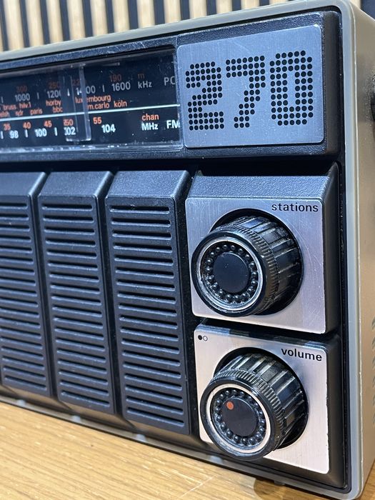 Radio boombox philips 270 functional
