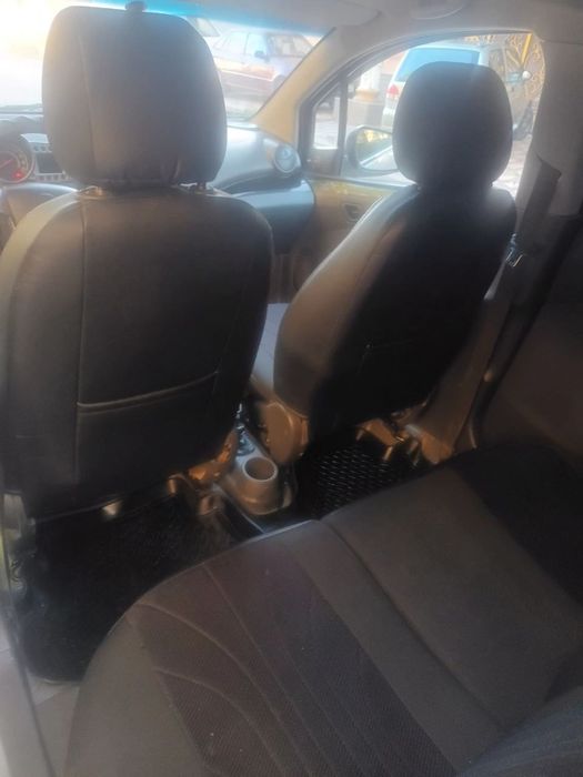 Спарк срочно сотилади