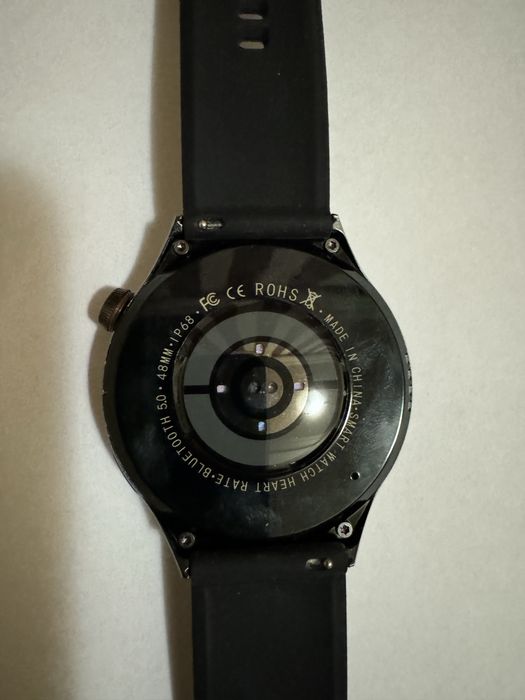 Смарт часовник чисто нов…..