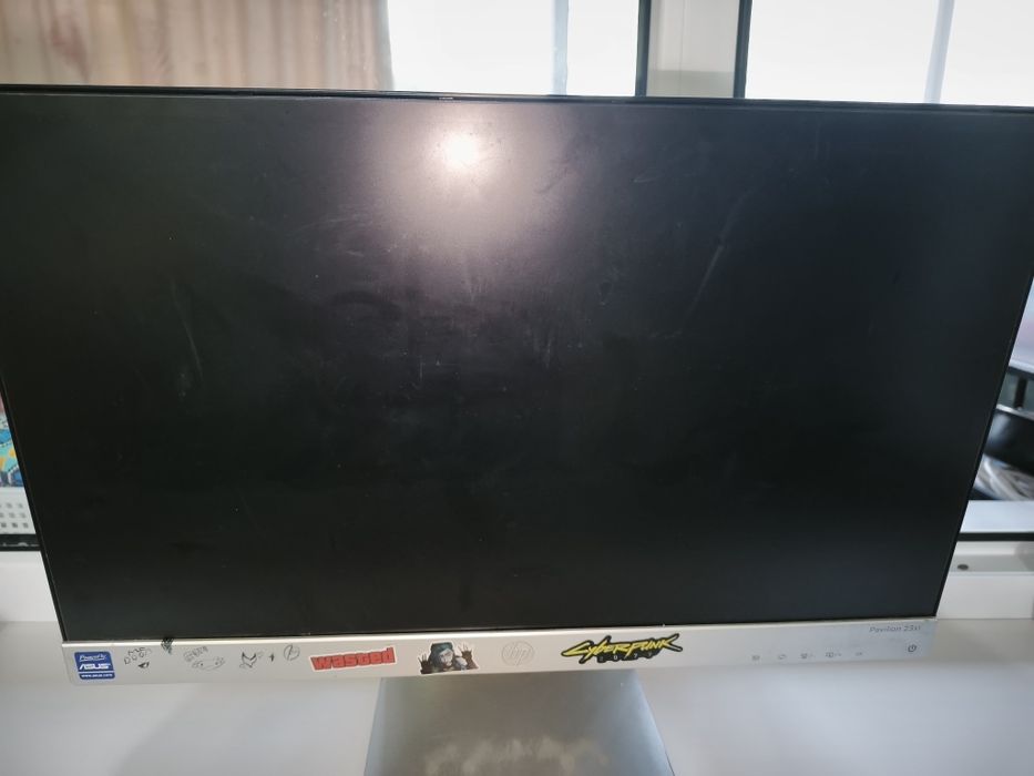 Монитор HP Pavilion 23xi