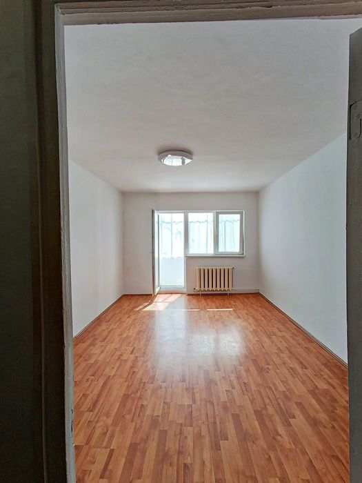 De închiriat 2 camere, zona BUNA