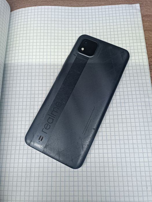 Смартфон реалмии