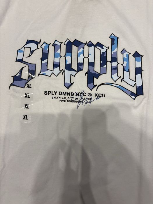 Нова не носена тениска