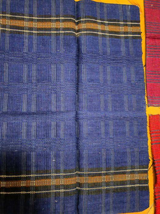 Стари тъкани постелки