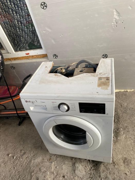 Продам стиральную машину