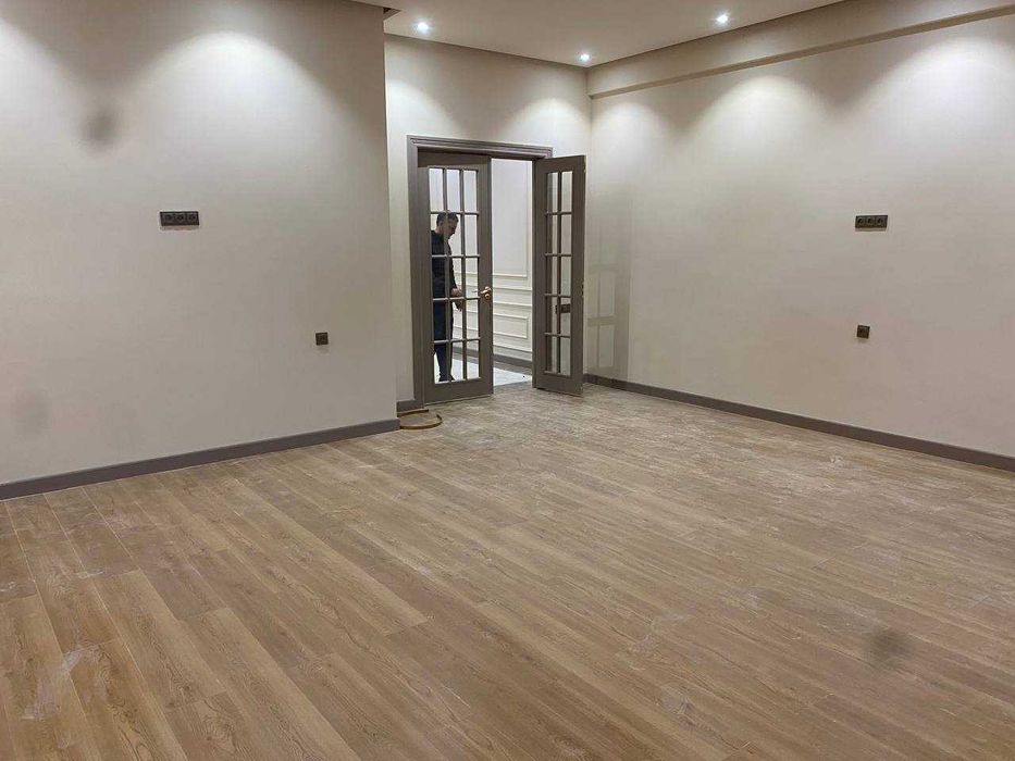 Продаётся квартира 3/9/10, ЖК "Казахстан", 140м2