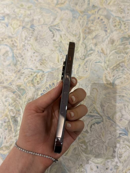 Продам айфон 14про 256гб