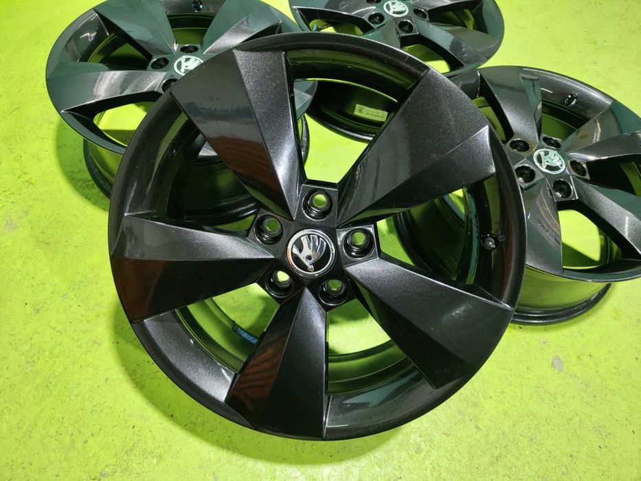 17 5x112 Skoda лети джанти 5х112 шкода