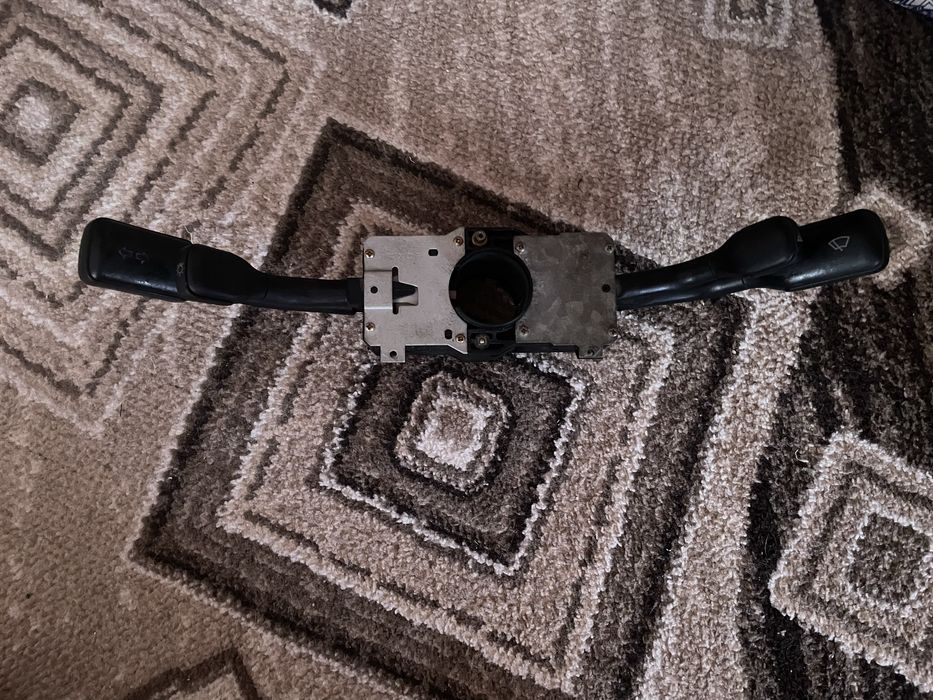 Запчасти на ауди 80 б3