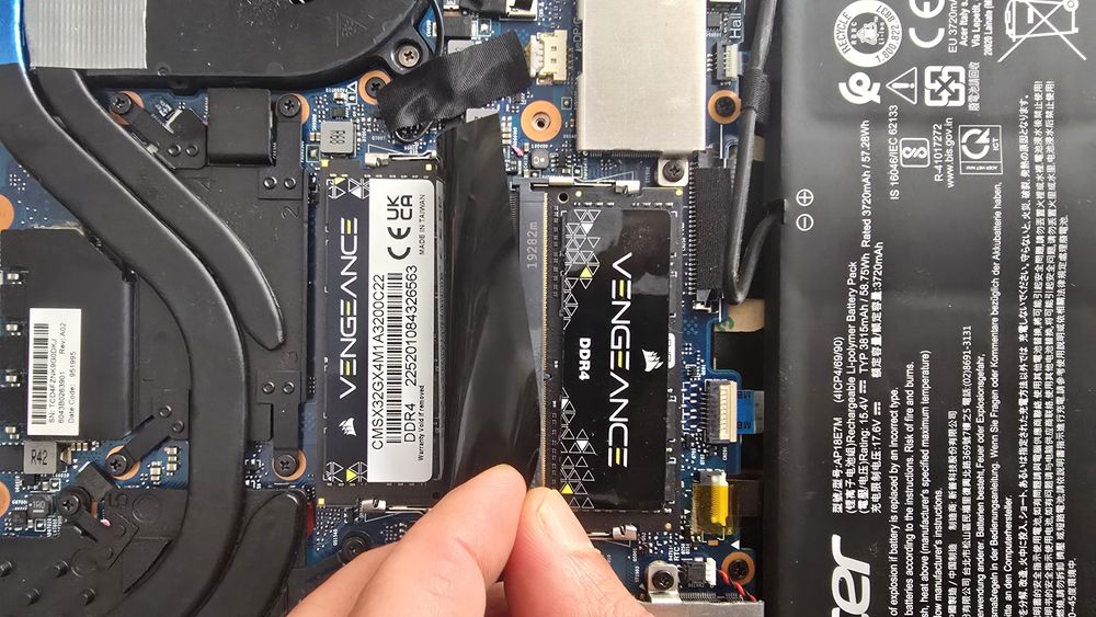 Laptop gaming Acer Predator Helios 300