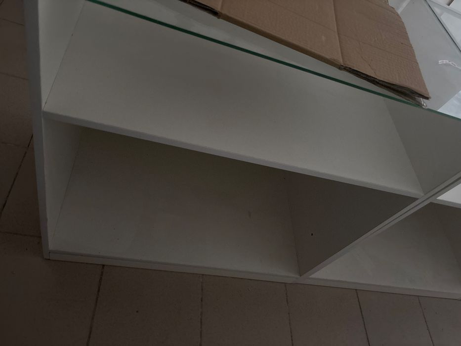 Продам   витрины