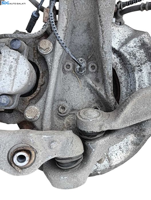 Fuzeta Butuc cu Rulment Roata Stanga Fata BMW Seria 5 F10 F11 2.0 D 2009 - 2017 [V0458]