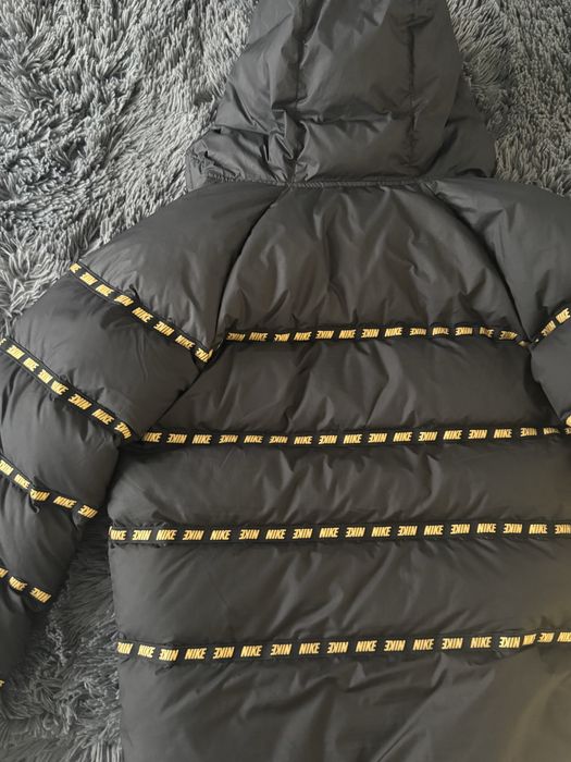Nike яке S размер