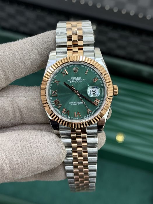 Rolex Datejust 41 – Everose Rolesor, Green Dial, Roman Numerals, Jubilee – 2026