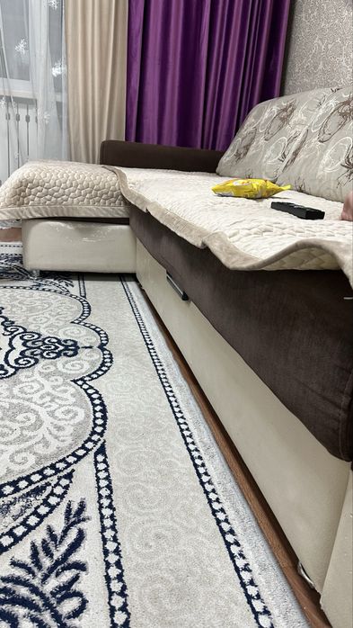 Продам Диван угловой б/у