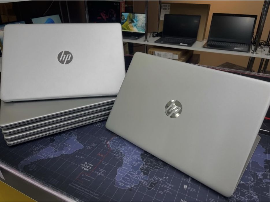 HP Laptop 15s - Ryzen 7-5700U/8GB/SSD512Gb