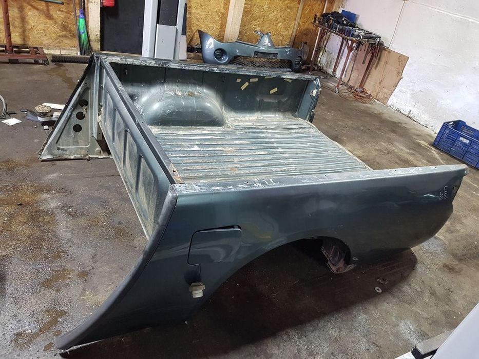 Bena Mitsubishi L200 2006 - 2010 VERDE (653) MODEL LUNG