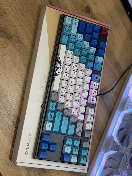 Игровая клавиатура Varmilo Summit R1 VEA87