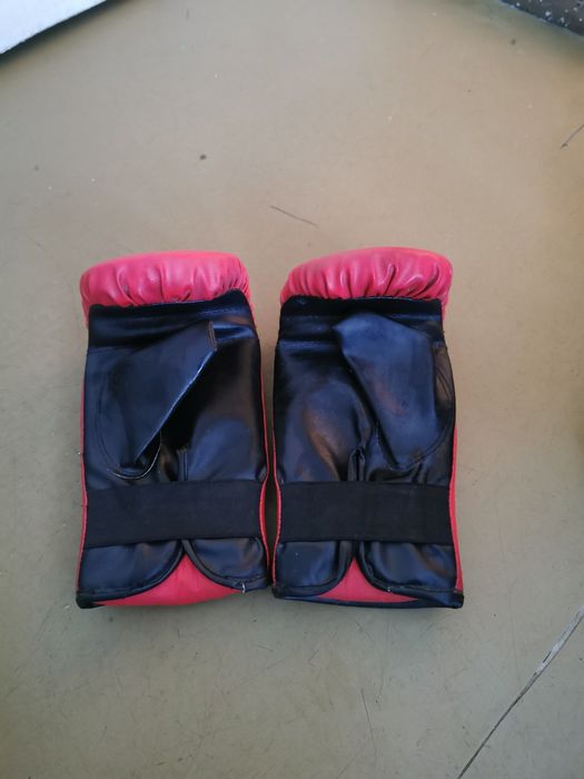 3 комплекта  ръкавици и лапи Lonsdale and Sporter Boxing