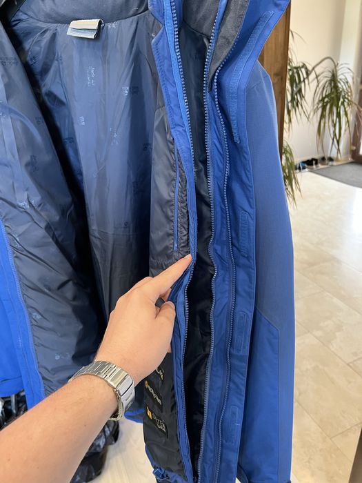 Geaca 2 in 1 Jack Wolfskin (Nike, Helly Hansen, The North Face)