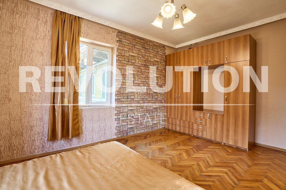 Дава се под наем Двустаен апартамент в Пловдив, Център - 80 кв.м за 357 € - Снимка #4