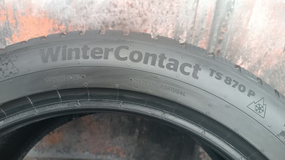 245/45/18 Continental