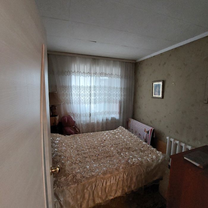 Продам 3х ком.кв. 6 мик. д.61