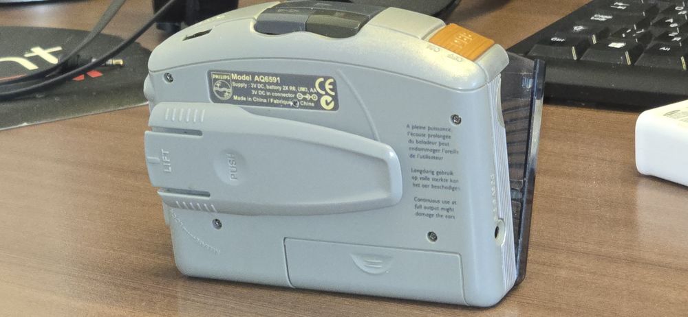 Кассетный плеер Philips