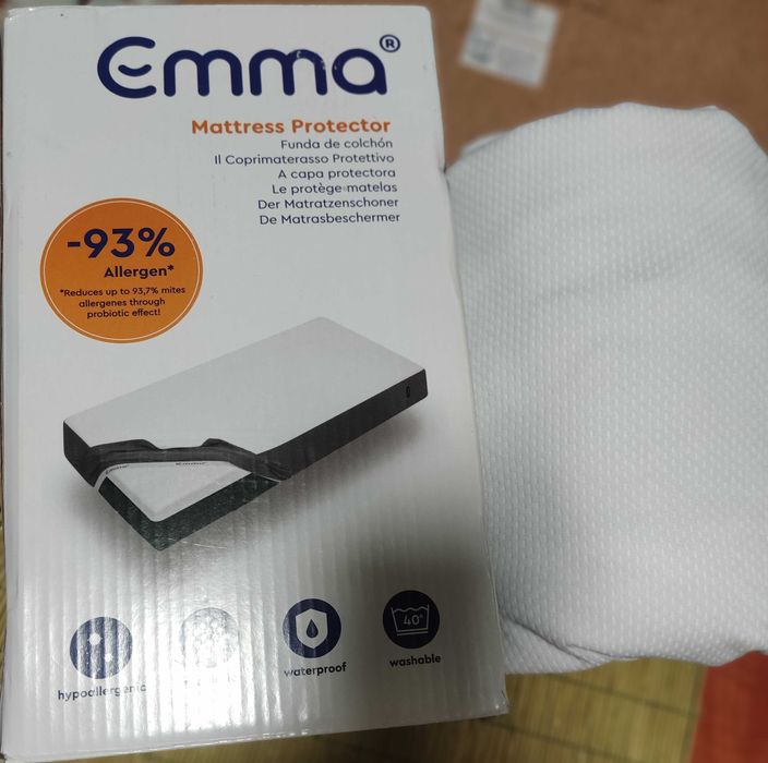 Антибактериален чротектор нов,CD плеър Radiotone работещ